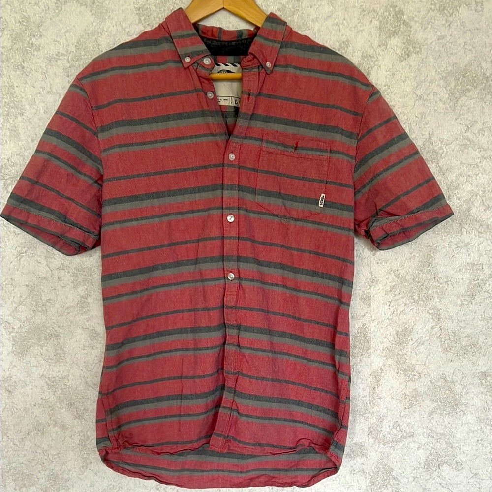 Men's Vans Off the Wall Striped Button-Up Shirt‎ - Red and Gray